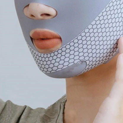 Lifting du visage avec le bandeau amincissant. relaxant, remodelage, réduction du double menton, amincissement du visage, massage du visage